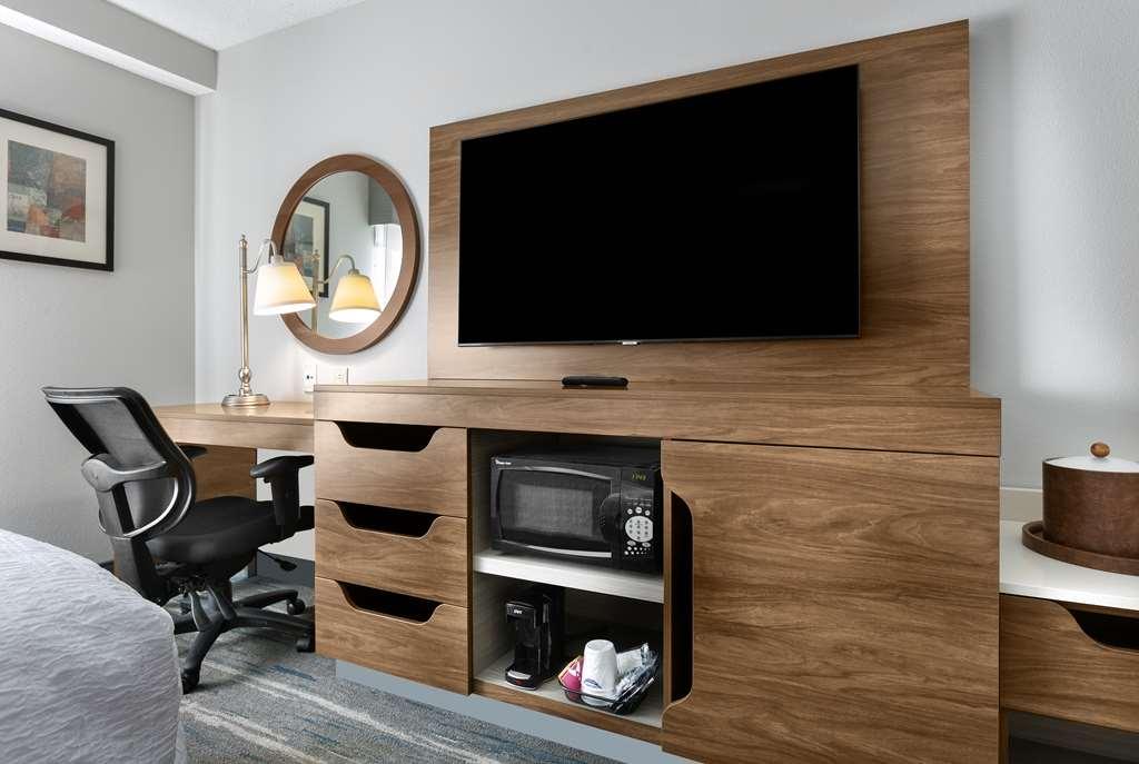 Hampton Inn Belmont At Montcross Oda fotoğraf