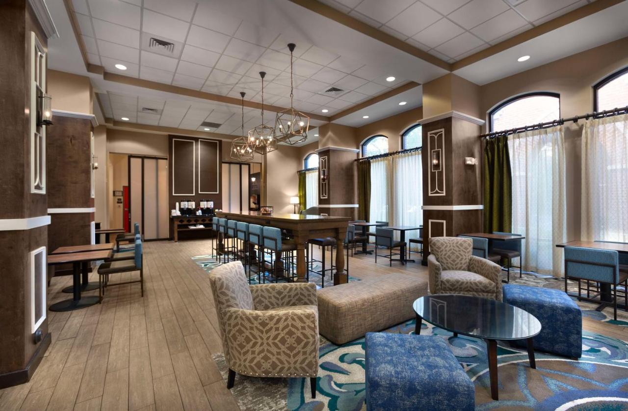 Hampton Inn Belmont At Montcross Dış mekan fotoğraf