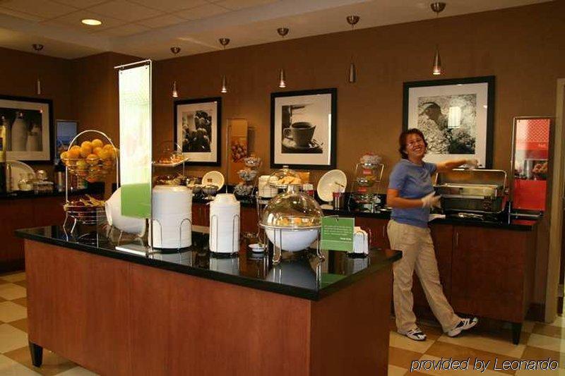 Hampton Inn Belmont At Montcross Restoran fotoğraf