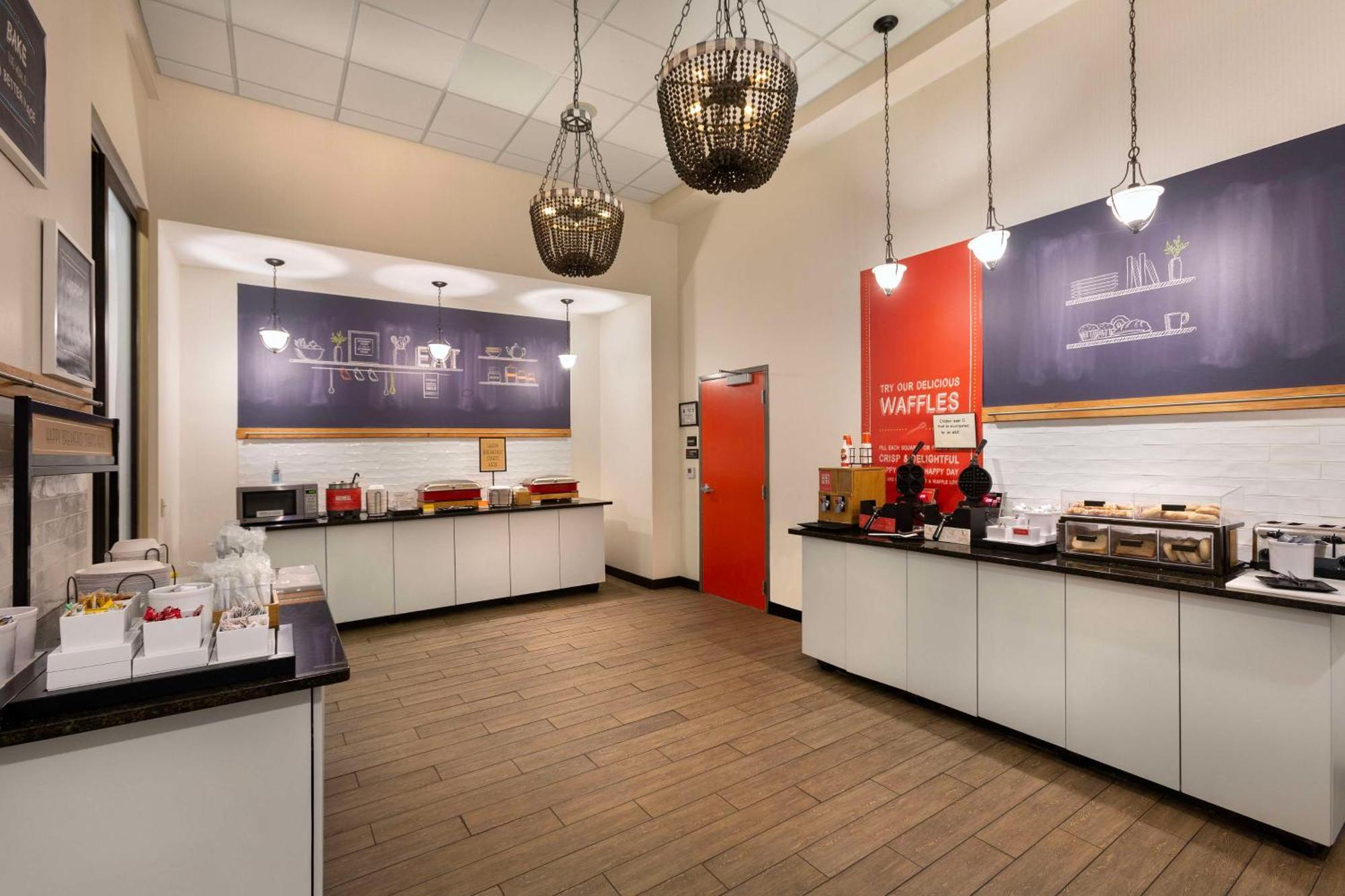 Hampton Inn Belmont At Montcross Dış mekan fotoğraf