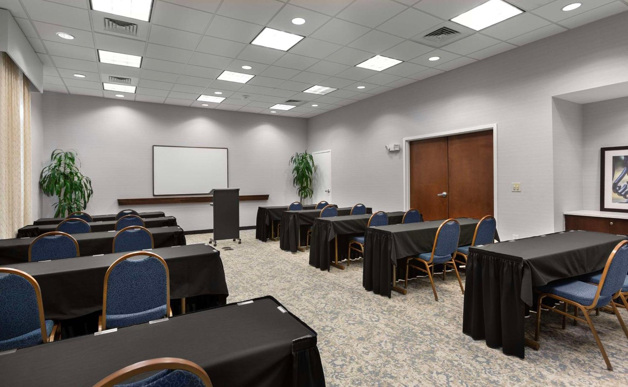 Hampton Inn Belmont At Montcross Dış mekan fotoğraf