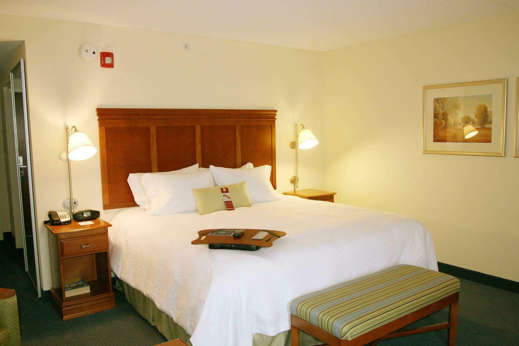 Hampton Inn Belmont At Montcross Dış mekan fotoğraf
